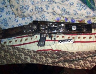 Μοναδικές φωτογραφίες από αυτοσχέδια όπλα που έχει κατασχέσει η ρωσική αστυνομία